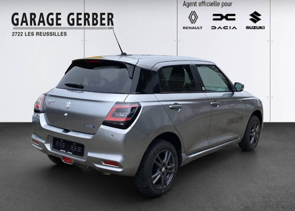 Vehicle image 4 Vehicle image 4