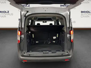 Ford Tourneo Courier 1.0 EcoBoost Titanium