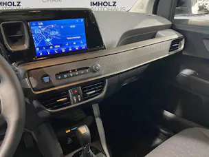Ford Tourneo Courier 1.0 EcoBoost Titanium