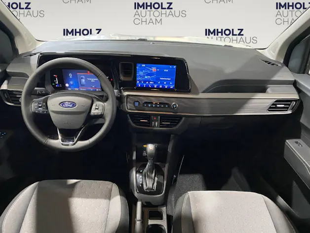 Ford Tourneo Courier 1.0 EcoBoost Titanium