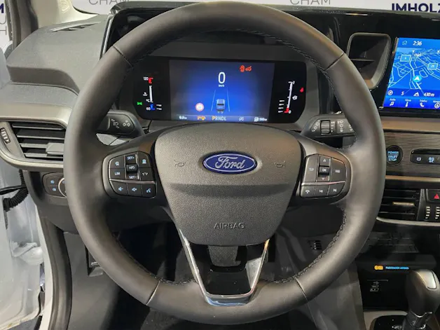 Ford Tourneo Courier 1.0 EcoBoost Titanium