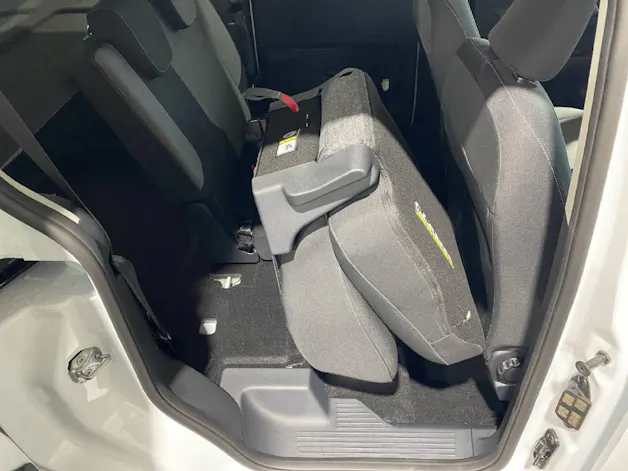 Ford Tourneo Courier 1.0 EcoBoost Titanium