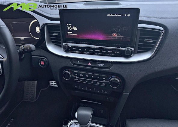 Vehicle image 12 Vehicle image 12