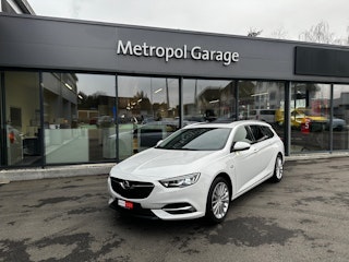 Vehicle image OPEL INSIGNIA