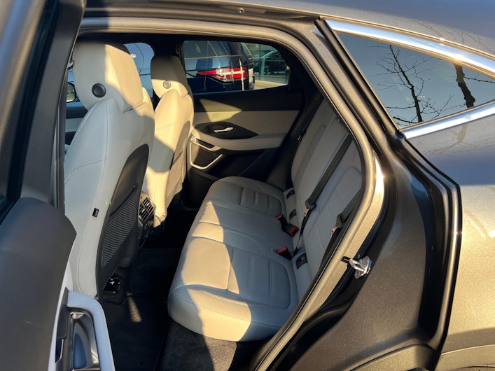 Vehicle image JAGUAR E-PACE