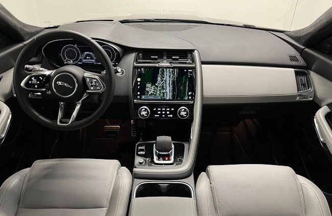 Vehicle image 2 Vehicle image 2