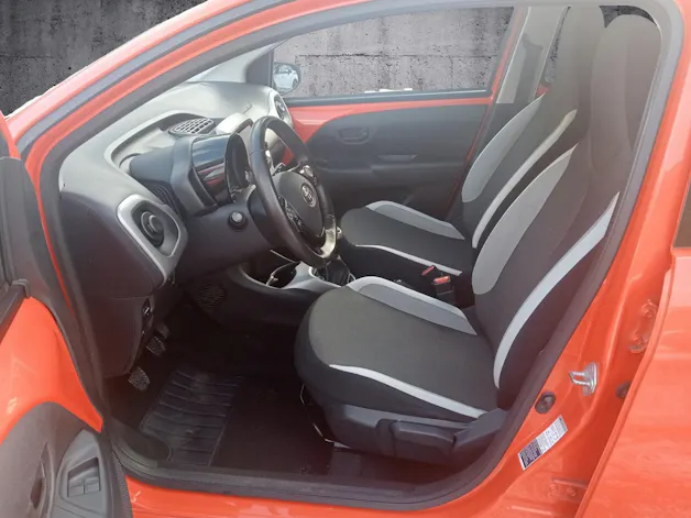 Toyota Aygo 1.0 VVT-i x-play