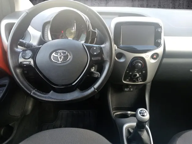 Toyota Aygo 1.0 VVT-i x-play