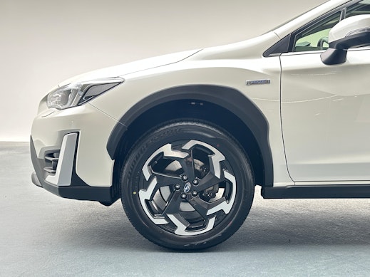 SUBARU XV 2.0i e-Boxer Luxury 2