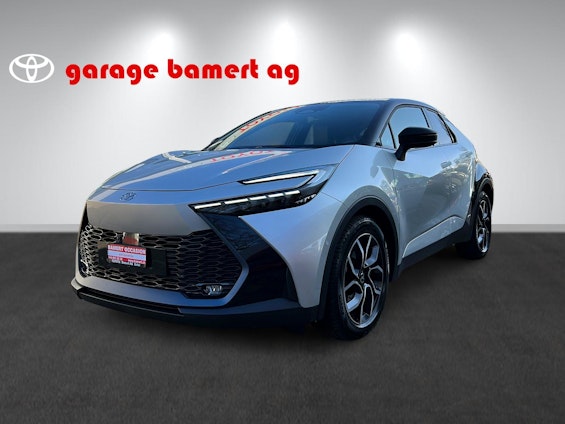 First vehicle image