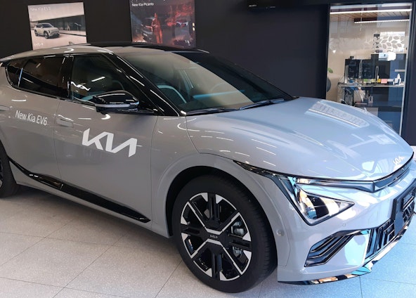 Vehicle image 16 Vehicle image 16