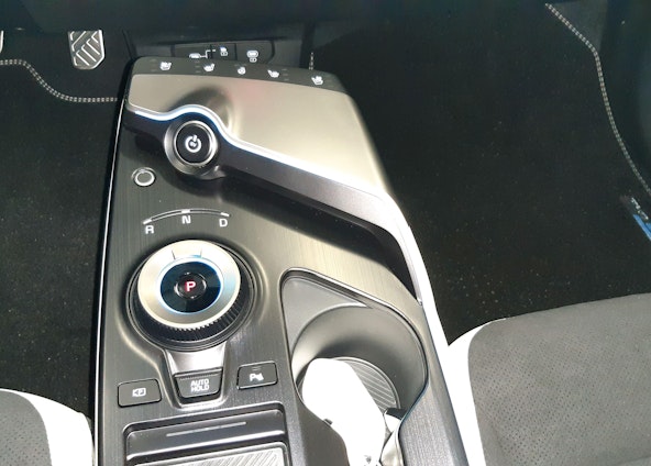 Vehicle image 9 Vehicle image 9