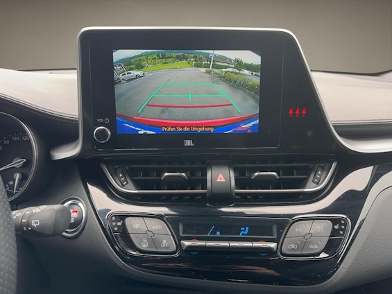 Vehicle image 13 Vehicle image 13