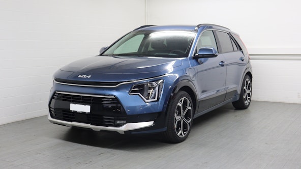 First vehicle image