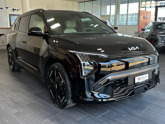 Vehicle image 2 Vehicle image 2