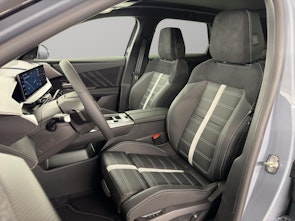 Vehicle image OPEL Grandland 1.6 T PHEV GS