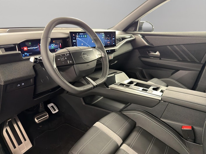 Vehicle image OPEL GRANDLAND