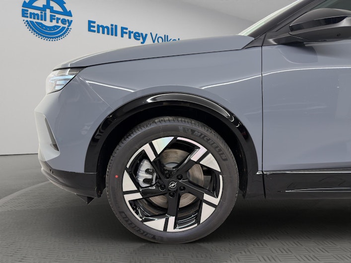 Vehicle image OPEL GRANDLAND