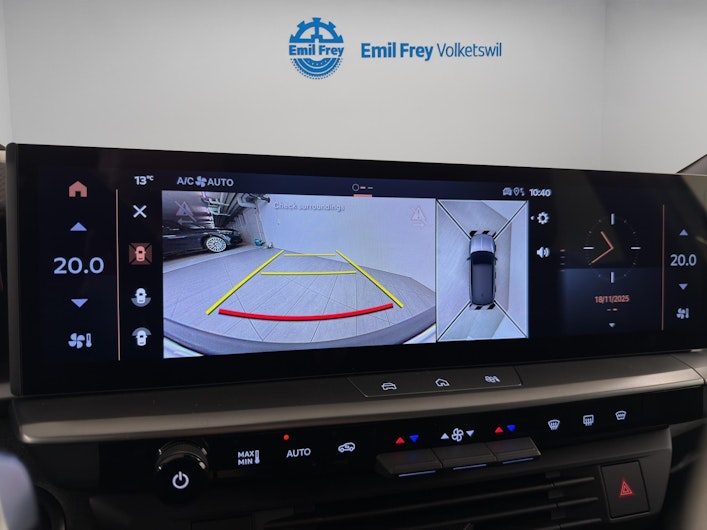 Vehicle image OPEL GRANDLAND