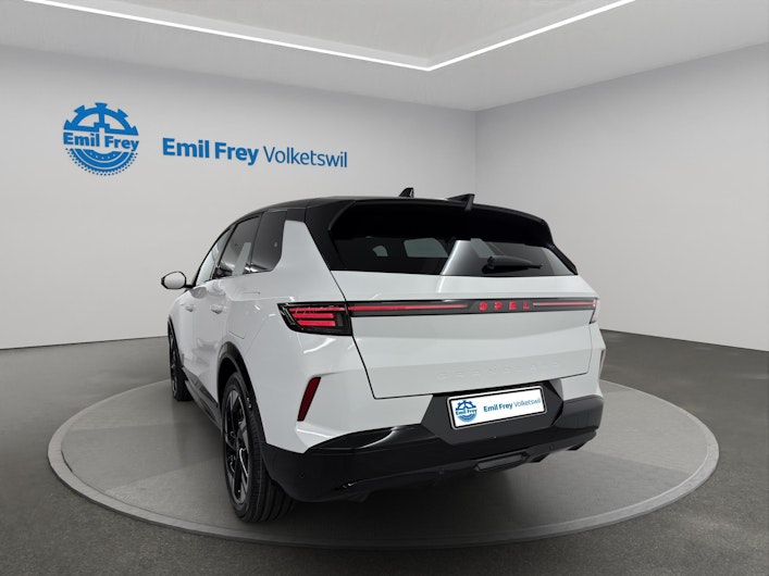 Vehicle image OPEL GRANDLAND