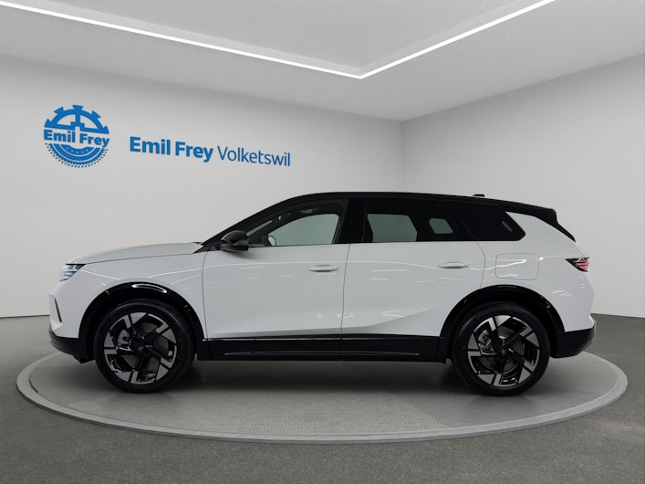 Vehicle image OPEL GRANDLAND