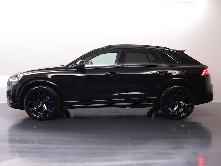 Vehicle image AUDI RSQ8