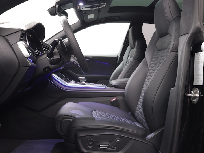 Vehicle image AUDI RSQ8