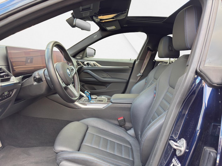 Vehicle image BMW i4