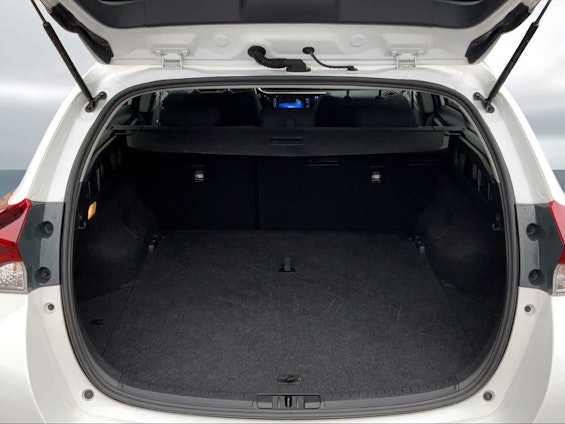 Vehicle image 23 Vehicle image 23