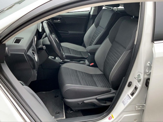 Vehicle image 13 Vehicle image 13