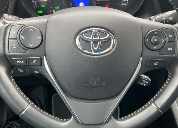 Vehicle image 25 Vehicle image 25