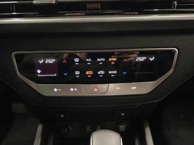 KGM Grand Musso 2.2 e-XDI Titanium 4x4