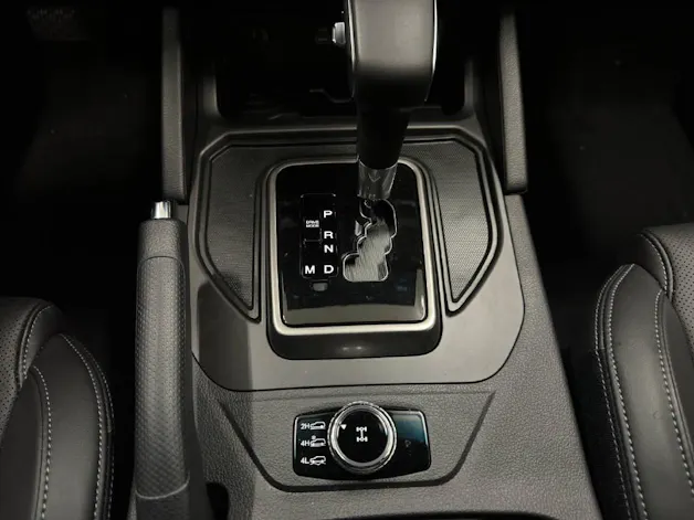KGM Grand Musso 2.2 e-XDI Titanium 4x4