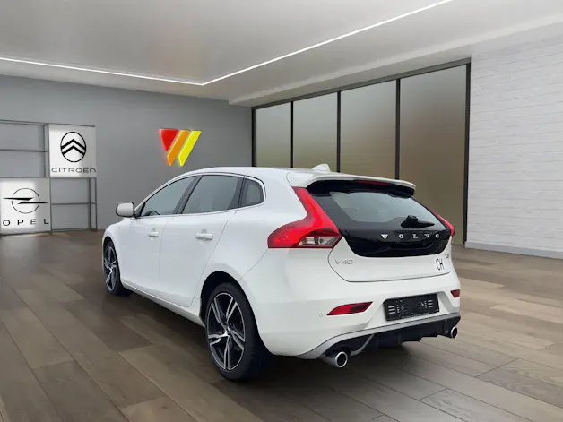 Volvo V40 1.5 T3 R-Design S/S