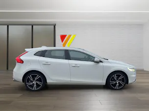 Volvo V40 1.5 T3 R-Design S/S