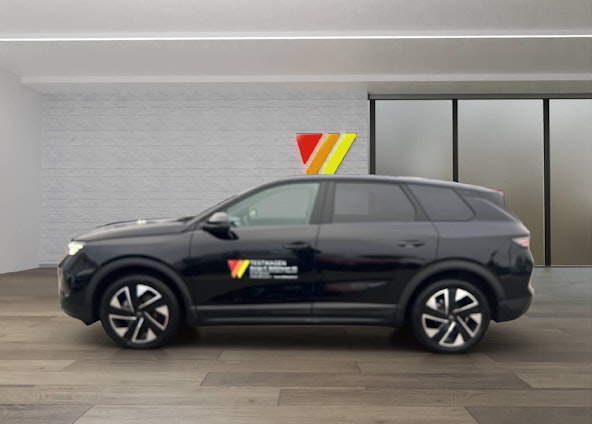 Vehicle image 5 Vehicle image 5