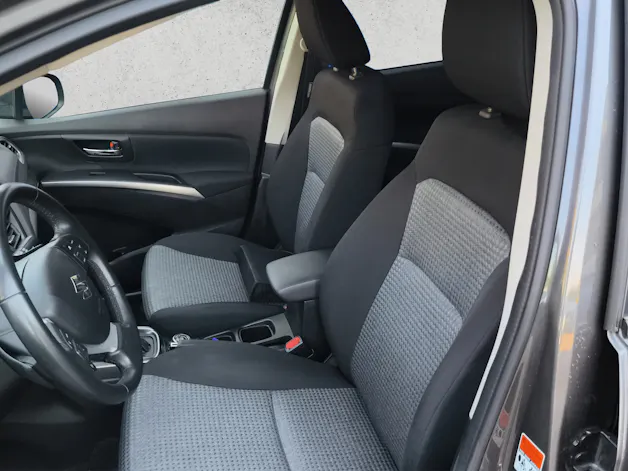 Suzuki S-Cross 1.4 T Compact+ Hybrid 4x4