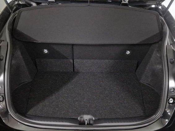 Vehicle image 8 Vehicle image 8