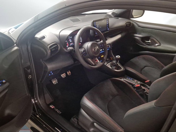 Vehicle image 5 Vehicle image 5