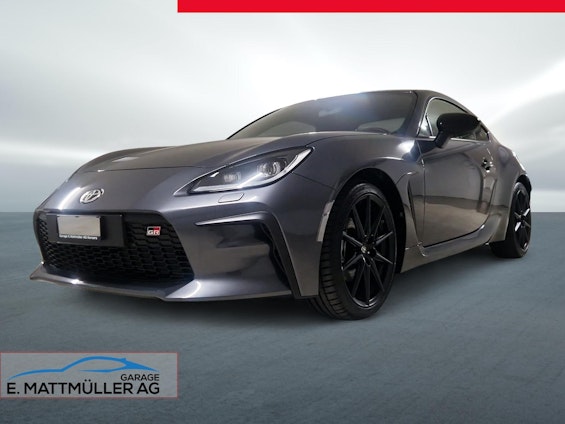 First vehicle image First vehicle image