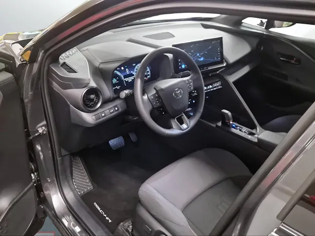 Toyota C-HR 2.0 HEV Trend 4x4