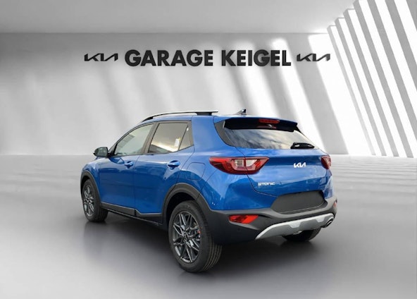 Vehicle image 2 Vehicle image 2