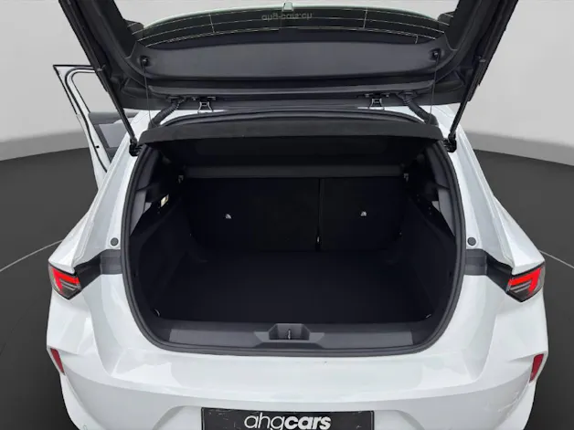 Opel Astra 1.2 T MHEV Edition