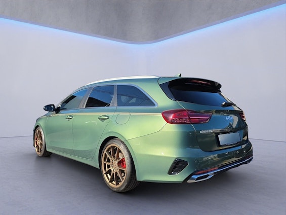 Vehicle image 2 Vehicle image 2