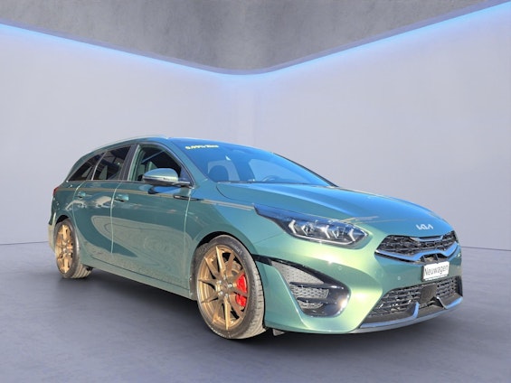 Vehicle image 6 Vehicle image 6