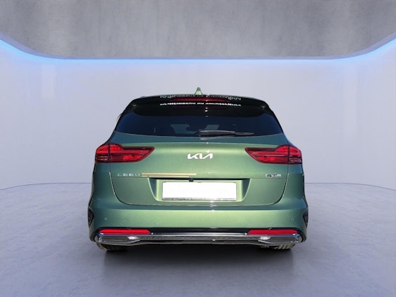 Vehicle image 3 Vehicle image 3