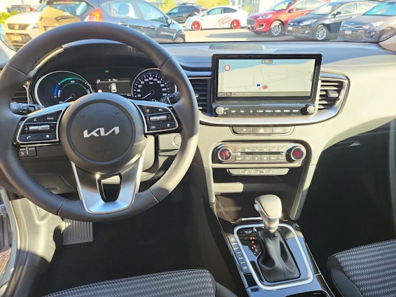 Vehicle image 9 Vehicle image 9