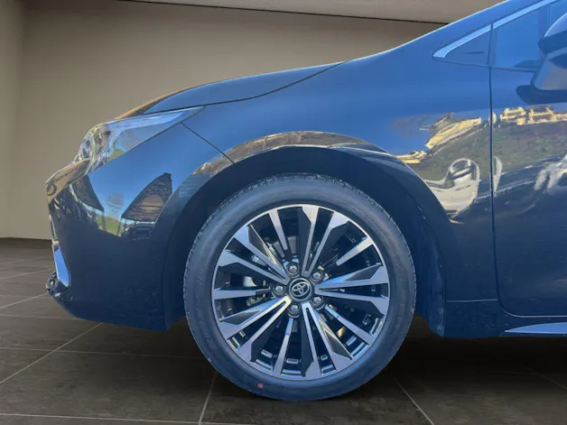 Toyota Corolla 1.8 HSD Trend