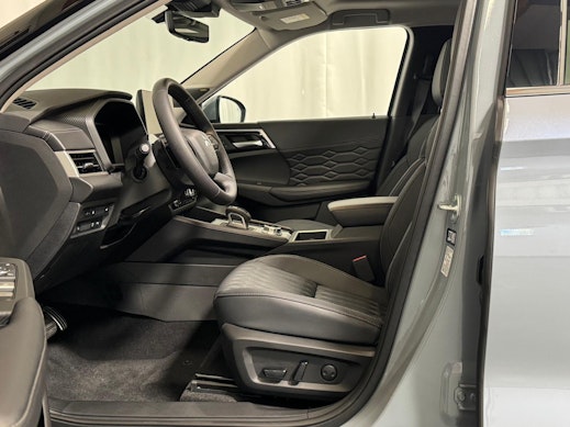MITSUBISHI Outlander 2.4 PHEV Instyle 4x4 2