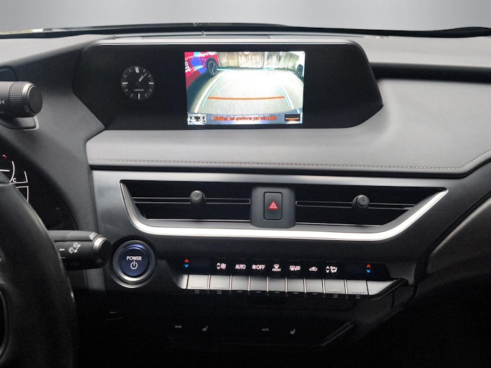 Vehicle image LEXUS UX